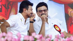 तमिलनाडु में कौन मारेगा बाजी? सर्वे में चौंकाने वाले आंकड़े