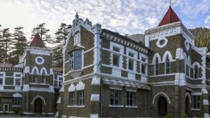 उत्तराखंड उच्च न्यायालय ने छात्र की मौत की जांच शुरू की