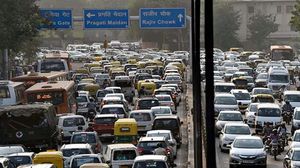आज घर से निकलने से पहले पढ़ लें ये Traffic एडवाइजरी