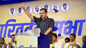 केजरीवाल का मोदी सरकार पर हमला, IT नियमों में बदलाव पर भड़के