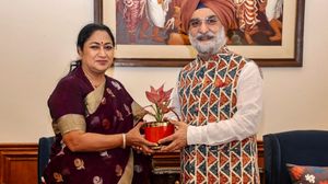 Trump ने क्यों की दिल्ली के नए LG की तरनजीत संधू की तारिफ