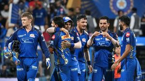 IPL 2026: मुंबई इंडियंस के प्लेऑफ़ में जाने का पूरा समीकरण