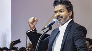 Thalapathy Vijay ने CM बनते ही त्रिची सीट क्यों छोड़ी?