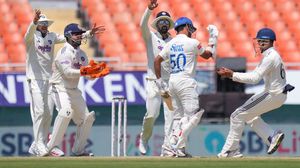 IND vs AFG: भारत ने अफगानिस्तान को पारी और 300 रनों से हराया