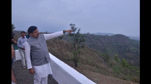 कुकुर हिल स्टेशन का विकास विकास को गति देता है