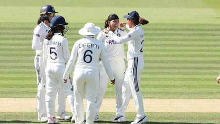 IND vs ENG: छोरियों ने लिया छोरों का बदला, लॉर्ड्स में इंग्लैंड को 270 रनों से चटाई धूल, रचा नया इतिहास