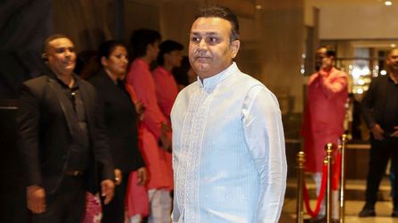 वीरेंद्र सहवाग ने नाम के बाद अब बदला काम, 47 की उम्र में शुरू की नई पारी, शहजाद पूनावाला के साथ छापेंगे पैसे