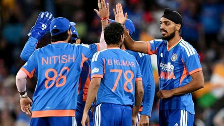 अर्शदीप सिंह ने तोड़ दिया भुवनेश्वर कुमार का बड़ा रिकॉर्ड, बन गए भारत के लिए ऐसा करने वाले पहले खिलाड़ी