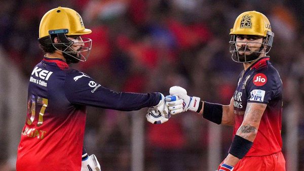 RCB Tickets IPL 2026: कब और कैसे खरीदें पहले चरण के टिकट, स्टेडियम तक जाने की फ्री सुविधा