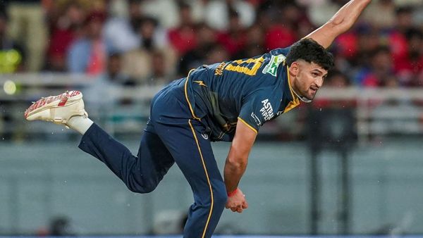 IPL 2026: अशोक शर्मा 154 की स्पीड से गेंद डालकर बने टॉप गेंदबाज, इस सीजन के 5 सबसे तेज गेंदबाजों की लिस्ट