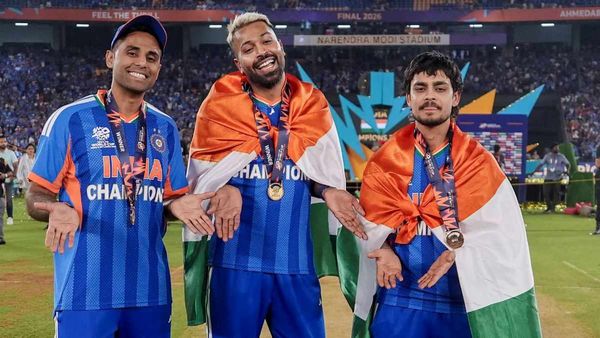 सूर्यकुमार यादव से हार्दिक पांड्या तक, 5 वर्ल्ड कप विनर खिलाड़ियों को BCCI ने दिखाया बाहर का रास्ता