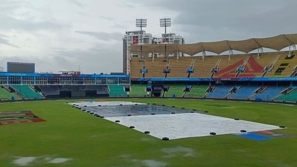 IND vs WI: भारत-वेस्टइंडीज मैच बारिश से धुल जाएगा? कैसा रहेगा मौसम का मिजाज और पिच की स्थिति?
