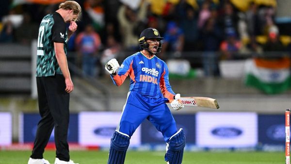 अभिषेक शर्मा के तूफान में उड़ गए कई रिकॉर्ड, 14 ओवर में मैच खत्म कर भारत ने बनाए कई ऐतिहासिक कीर्तीमान