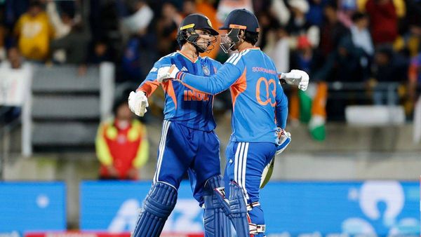 अभिषेक-वैभव ने मचाई तबाही तो टूटेगा रिकॉर्ड? पूर्व क्रिकेटर ने जताई 300 पार स्कोर की संभावना