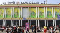 Delhi Aaj Kya Khula Kya Bandh: बाजार से लेकर मेट्रो तक का क्या है अपडेट? घर से निकलने से पहले देख लें डिटेल