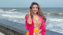 Harsha Richhariya Sanyas: महाकुंभ 2025 की सबसे सुंदर साध्वी ने लिया संन्यास, कौन हैं हर्षानंद गिरि? 