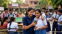 UP Board Result 2026: 10वीं में कशिश-अंशिका वर्मा ने एक साथ रचा इतिहास, चेक करें टॉपर लिस्ट