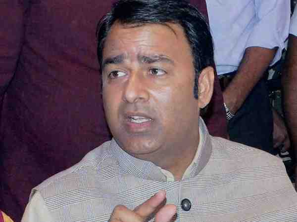 UP: BJP MLA संगीत सोम पर 43 लाख रुपए की धोखाधड़ी का आरोप