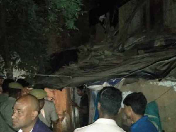 इलाहाबाद: जर्जर छात्रावास की छत ढही, भाई-बहन की हुई मौत