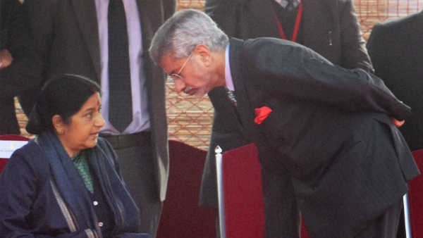 ट्विटर पर मदद की गुहार के बाद एस. जयशंकर ने दिया ऐसा जवाब, हो रही सुषमा स्वराज से तुलना