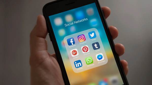 ट्विटर पर सबसे ज्यादा प्रताड़ना झेलती हैं भारत की महिला राजनेता, ये सर्वे कर देगा हैरान