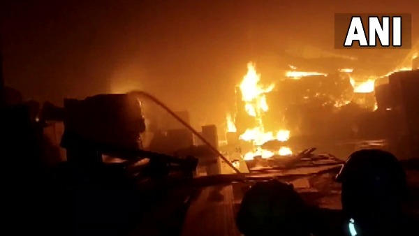 Andhra Pradesh: शिपिंग कंपनी के गोदाम में भीषण आग, 7 लोग घायल