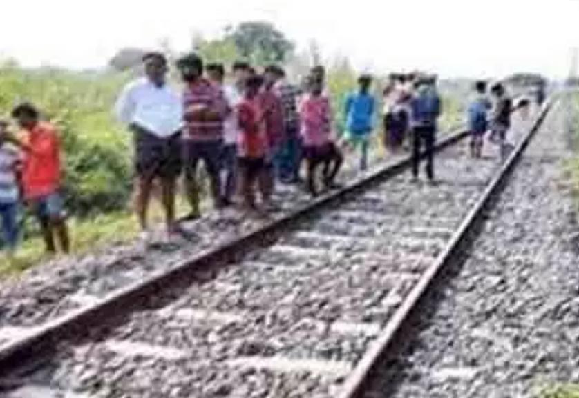 GORAKHPUR : शादी के लिए घर वाले नहीं थे तैयार,प्रेमी-प्रेमिका ने दी जान