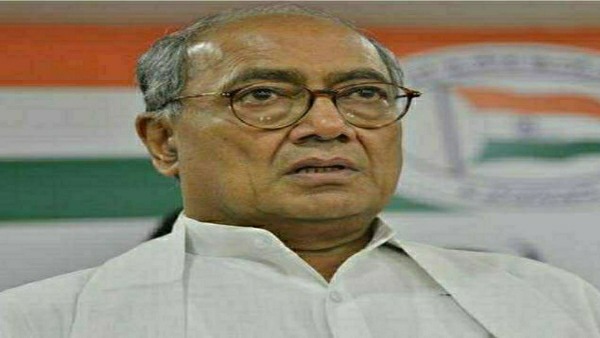 ग्वालियर में पूर्व मुख्यमंत्री दिग्विजय सिंह को जमानती वारंट के साथ कोर्ट ने किया तलब