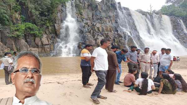 रमदहा जलप्रपात हादसे पर सीएम भूपेश ने जताया दुख, 7 पर्यटक डूबे, 3 लोगों की मौत, बचाव कार्य जारी