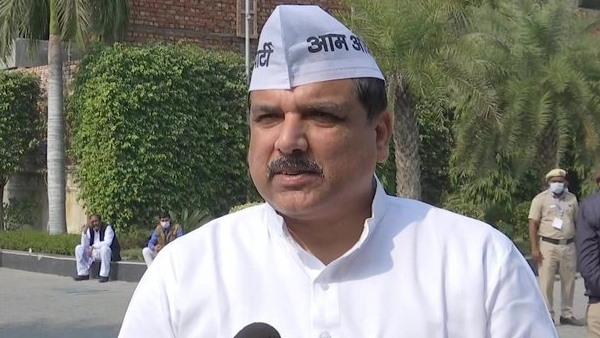 UP News: 'यूपी निकाय चुनाव में झाड़ू करेगी भ्रष्टाचार की सफाई', आगरा में बोले राज्यसभा सांसद संजय सिंह