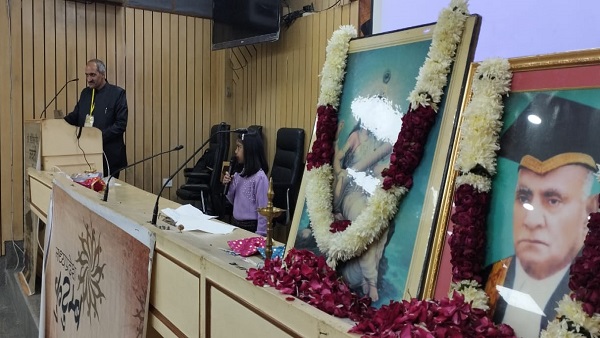 मप्र कुटुम्ब ने दिल्ली में मनाई डॉ. गौर जयंती, EMRC द्वारा डॉ. गौर पर बनी फिल्म भी दिखाई गई
