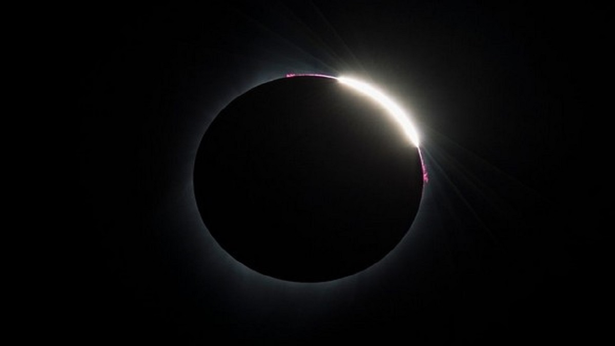 Hybrid Solar Eclipse: सूर्यग्रहण को लेकर आपके मन में होंगे ये 5 सवाल? जानिए इनके जवाब