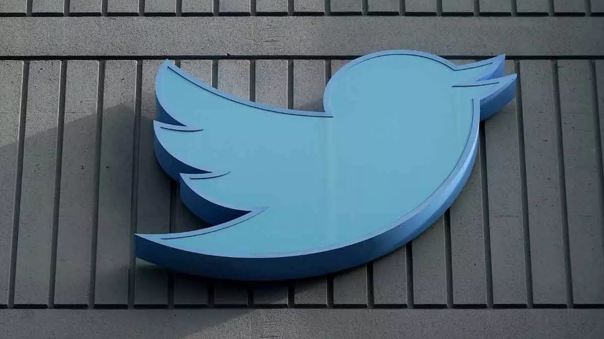 Twitter ला रहा नया अपडेट, WhatsApp से सीधी टक्कर, जानिए मिलेंगे कौन- कौन से नए फीचर