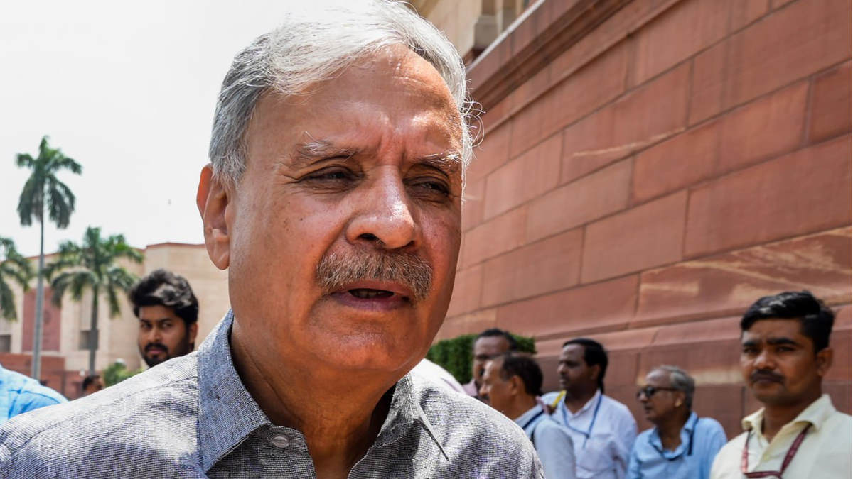 'दोनों पक्षों को हथियार किसने मुहैया कराए? जांच का सवाल',  नूंह हिंसा पर PM मोदी से मिले गुरुग्राम सांसद