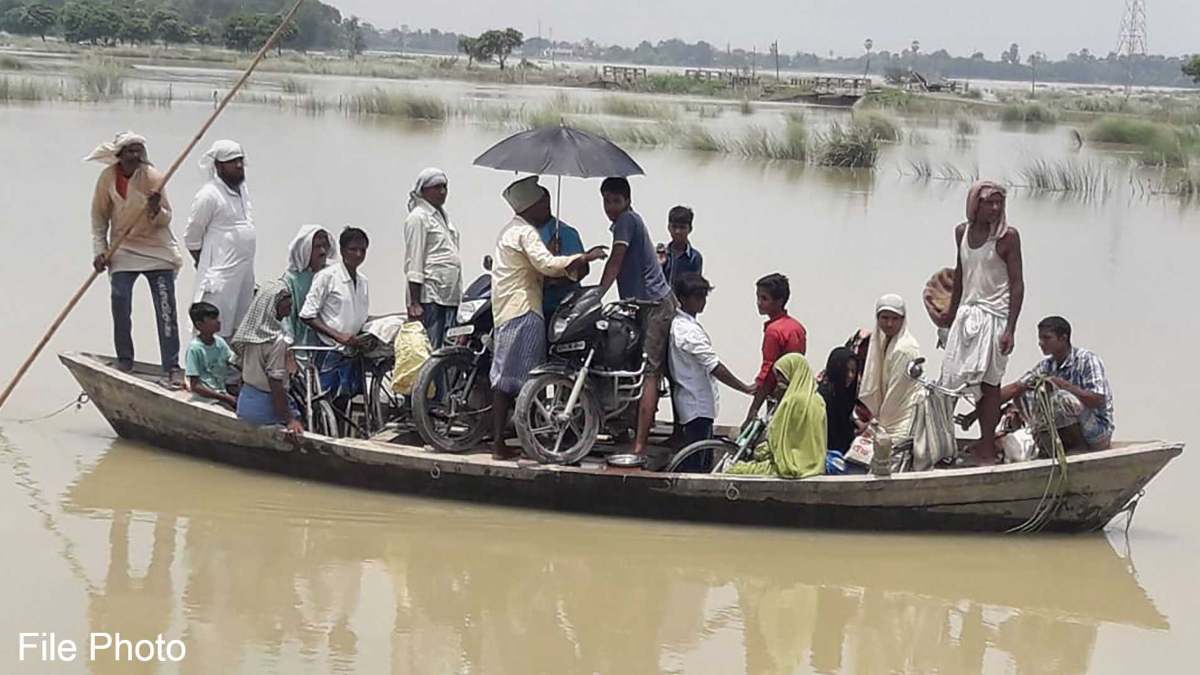 बिहार: दरभंगा में बड़ा हादसा, कमला नदी में नाव पलटी, पांच लोग डूबे