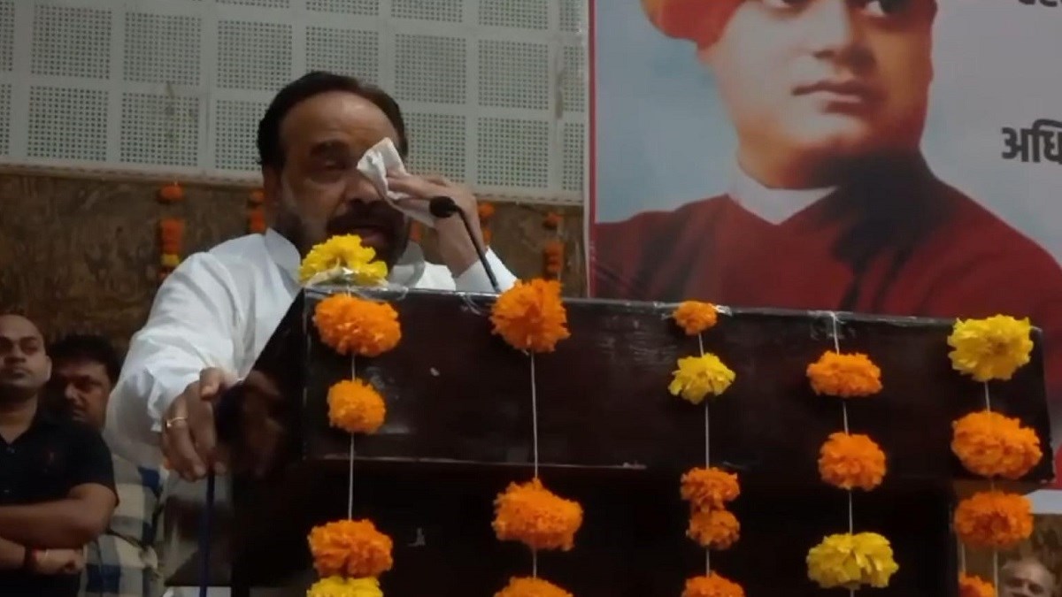 Sagar News: PWD मंत्री गोपाल भार्गव मंच पर रोने लगे, आंसू पोंछते नजर आए...जानिए क्या है कारण