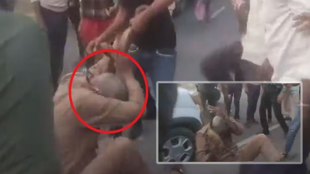 UP Police: महोबा में दरोगा पर टूटा भीड़ का गुस्सा, लाठी-डंडों से बुरी तरह पीटा, खौफनाक Video Viral