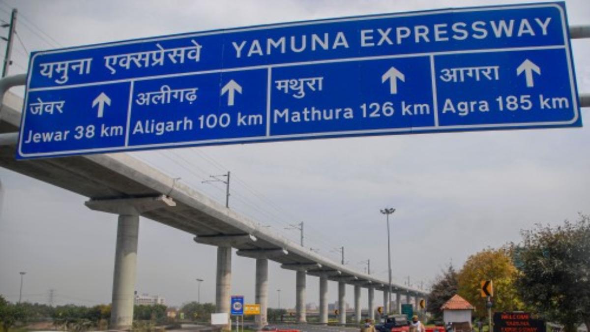 नोएडा-ग्रेटर नोएडा और यमुना एक्सप्रेसवे पर स्पीड लिमिट बढ़ाई, फिर से 100 किमी/घंटा की रफ्तार
