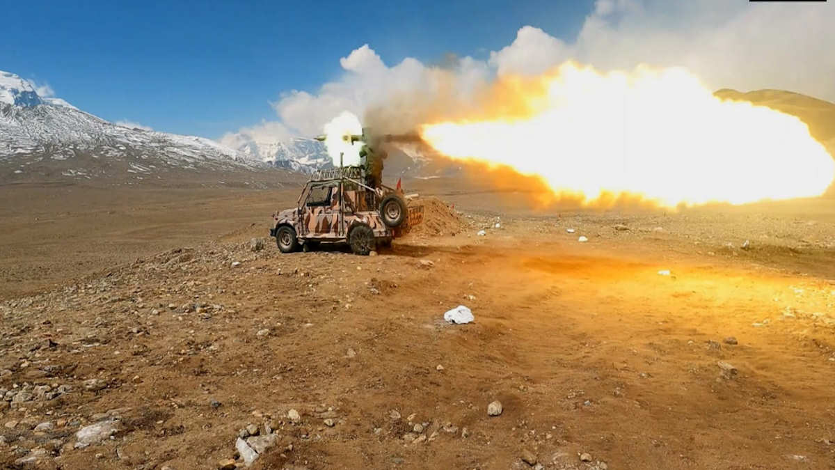 भारत की चीन बॉर्डर पर धमक, गरजी ATGM मिसाइल, 17000 फीट की ऊंचाई पर टैंक तबाह!