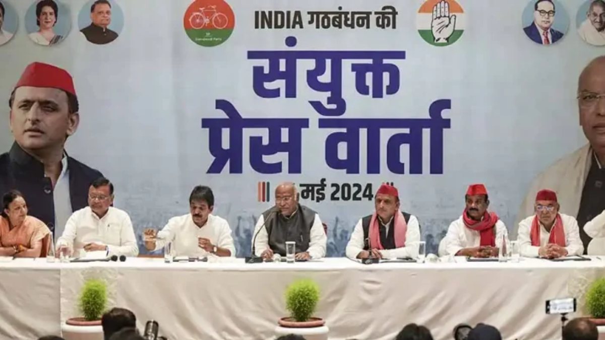 आधा चुनाव बीतने के बाद कांग्रेस को क्यों याद आया मुफ्त राशन?
