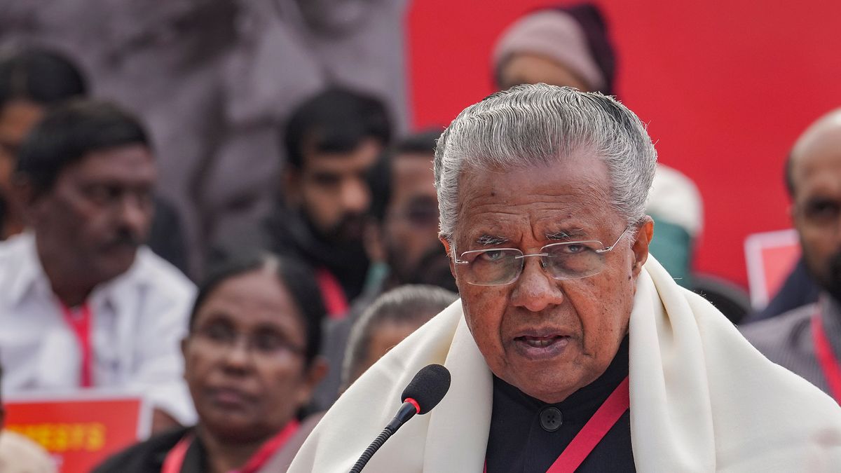 Kerala: करीबियों पर लगे गंभीर आरोप, सीएम विजयन ने कहा, किसी भी कीमत पर बर्दाश्त नहीं किया जाएगा