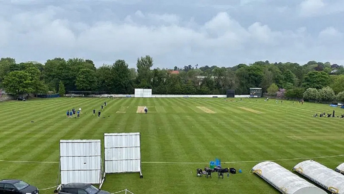 AUS vs SCO, T20I: ऑस्ट्रेलिया-स्कॉटलैंड के मैच में बल्लेबाज या गेंदबाज कौन पड़ेगा भारी? जानें पिच-वेदर रिपोर्ट