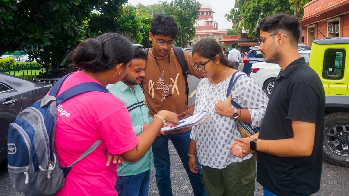 IIT बॉम्बे से पढ़ाई के बाद भी मिल इतना सा पैकेज! 25% स्टूडेंट को नौकरी नहीं, पढ़िए चौंकाने वाली रिपोर्ट