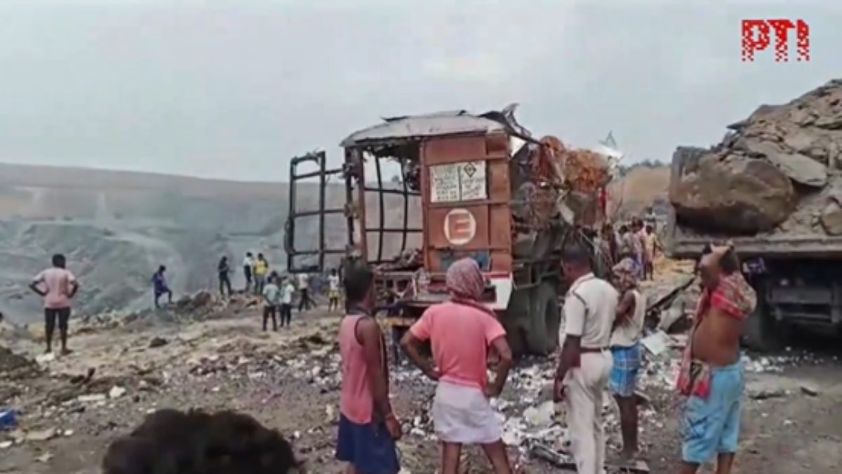 West Bengal: बीरभूम की कोयला खदान में भयानक विस्फोट, धमाके की चपेट में आकर 7 की मौत, कई घायल