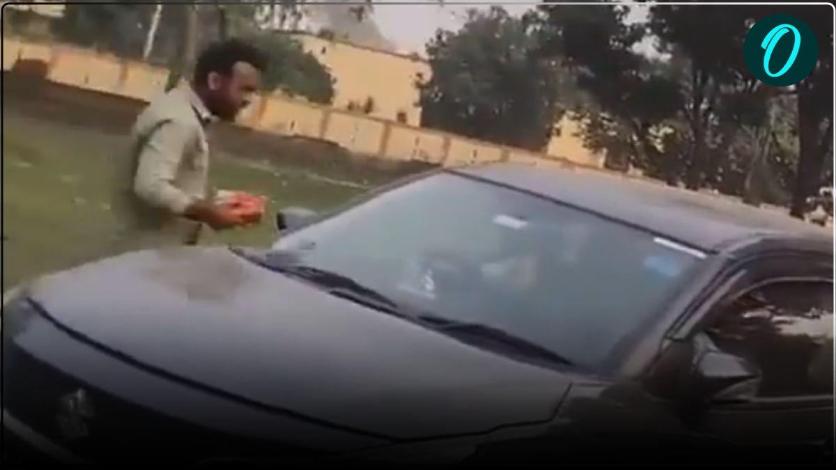 लेखपाल ने रिश्वत में मांगी '4 कैन बीयर', युवक ने डिमांड पूरी की  और बना लिया Video