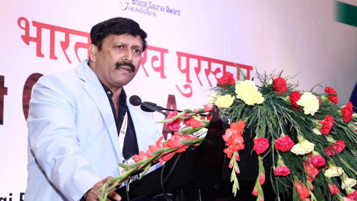 एक भाई IAS तो एक IPS अफसर, जुड़वां भाई मचा रहे बॉलीवुड में धमाल, जानिए ज्योति और अमृत कलश की पूरी कहानी
