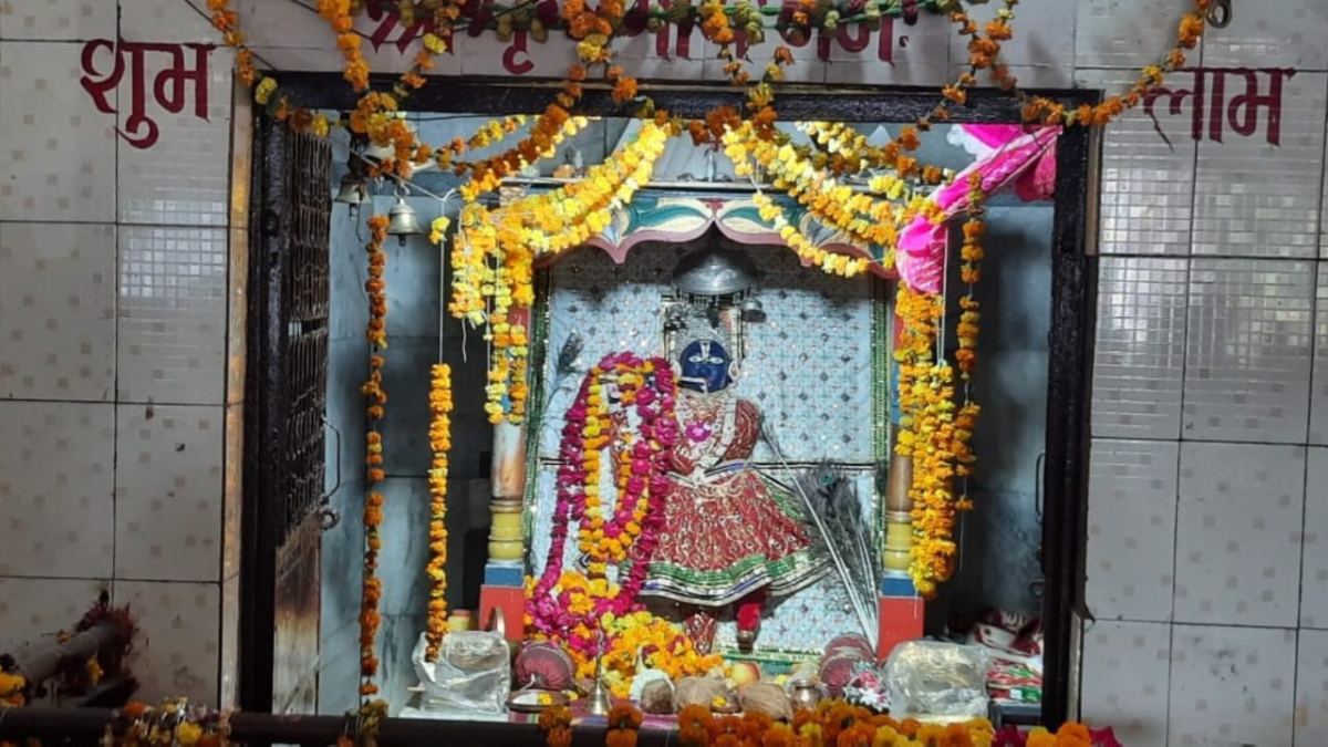 अनोखा मंदिर! यहां सिर्फ साढ़े तीन दिन के लिए आते हैं द्वारकाधीश, पूरी करते हैं भक्तों की मनोकामना