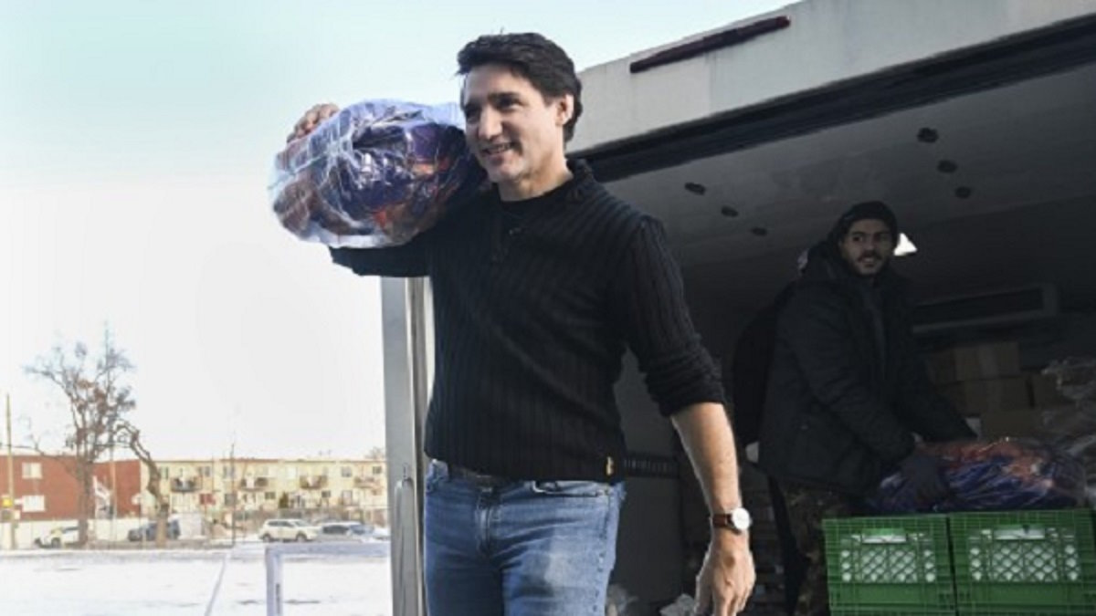 Justin Trudeau ने रिंग में की विपक्षी नेता की पिटाई! एक बॉक्सिंग मैच ने युवा नेता को बना दिया प्रधानमंत्री