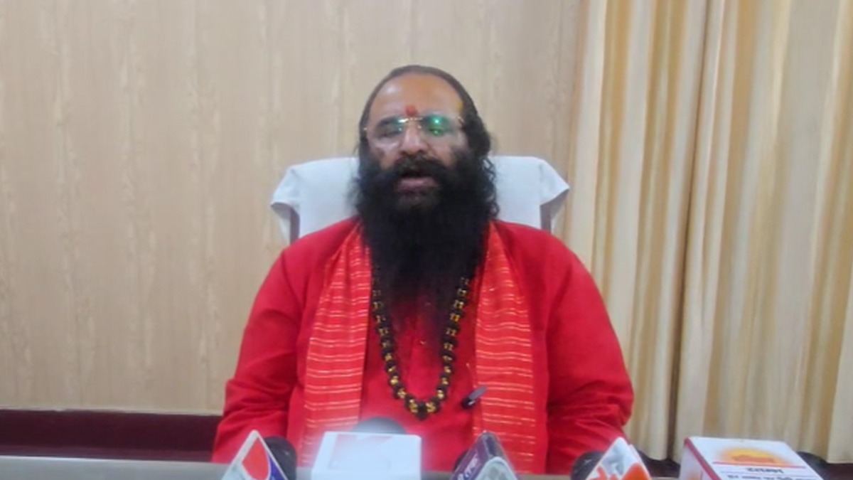 पहलगांव में आतंकी हमले के बाद अखिल भारतीय अखाड़ा परिषद के अध्यक्ष श्रीमहन्त रविन्द्र पूरी ने कर दी बड़ी मांग