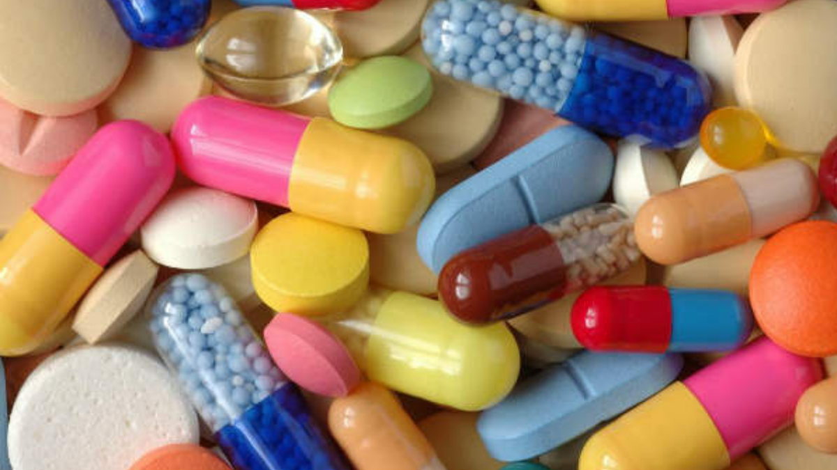 कर्नाटक ने 14 सब स्‍टैंडर्ड दवाओं को लेकर लोगों को किया सतर्क, इन Medicines स्‍टॉक रखने और बेचने पर लगाई रोक